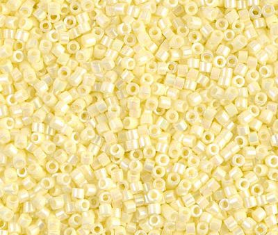 Miyuki Delica Bead 11 0 - DB1501 - Opaque Pale Yellow AB Fashion