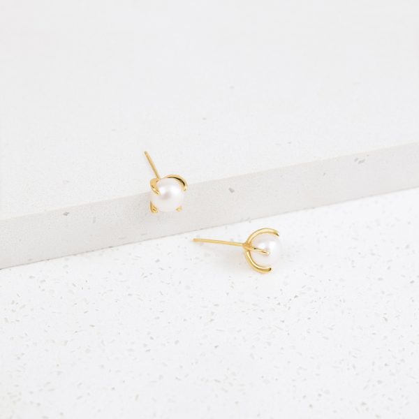 Zoe Pearl Studs For Cheap